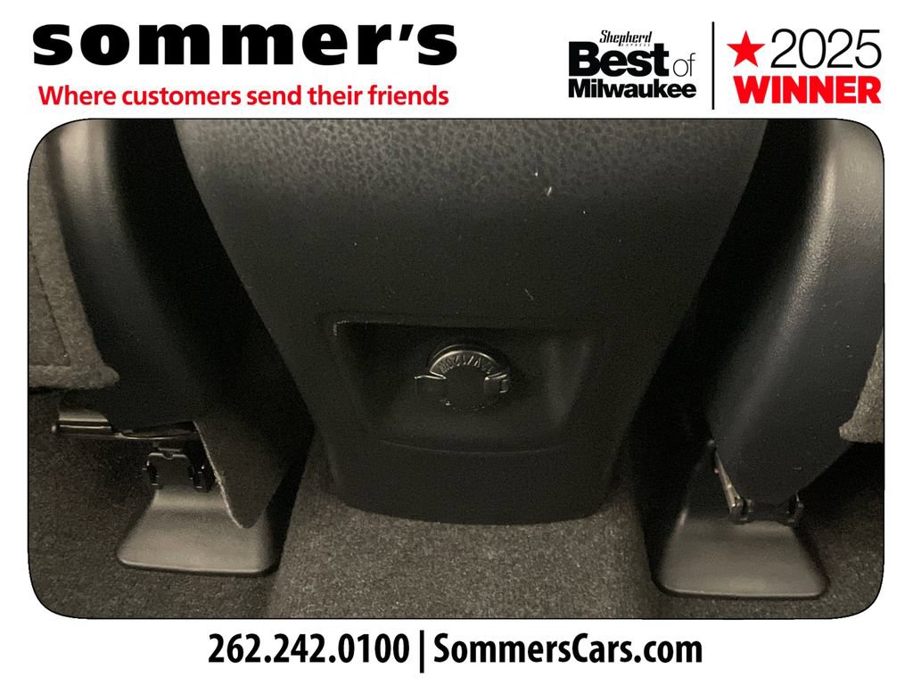 Used 2016 Toyota RAV4 Limited AWD/4WD image 23