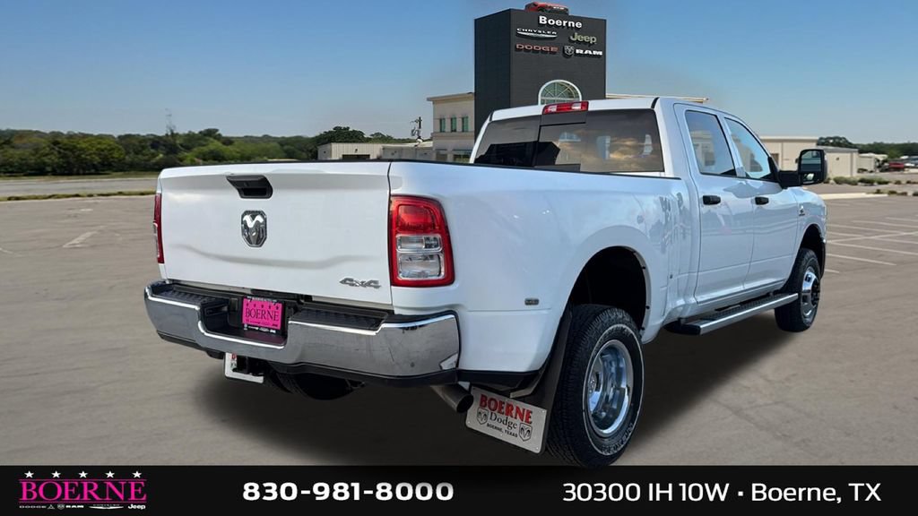 Used 2024 RAM 3500 Tradesman w/ Chrome Appearance Group AWD/4WD image 3