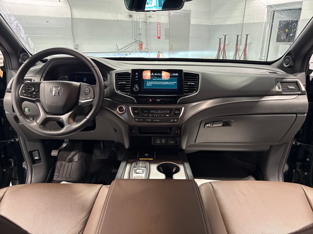 Used 2024 Honda Passport EX-L image 38