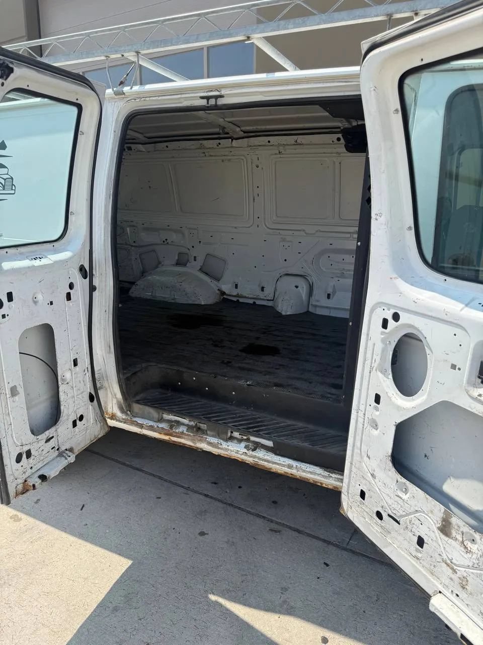 Used 2009 Ford E-250 and Econoline 250 RWD image 15