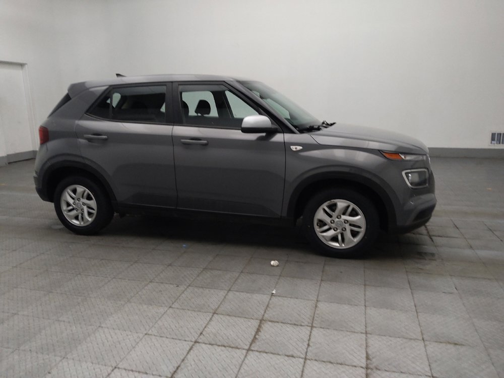 Used 2021 Hyundai Venue SE FWD image 11