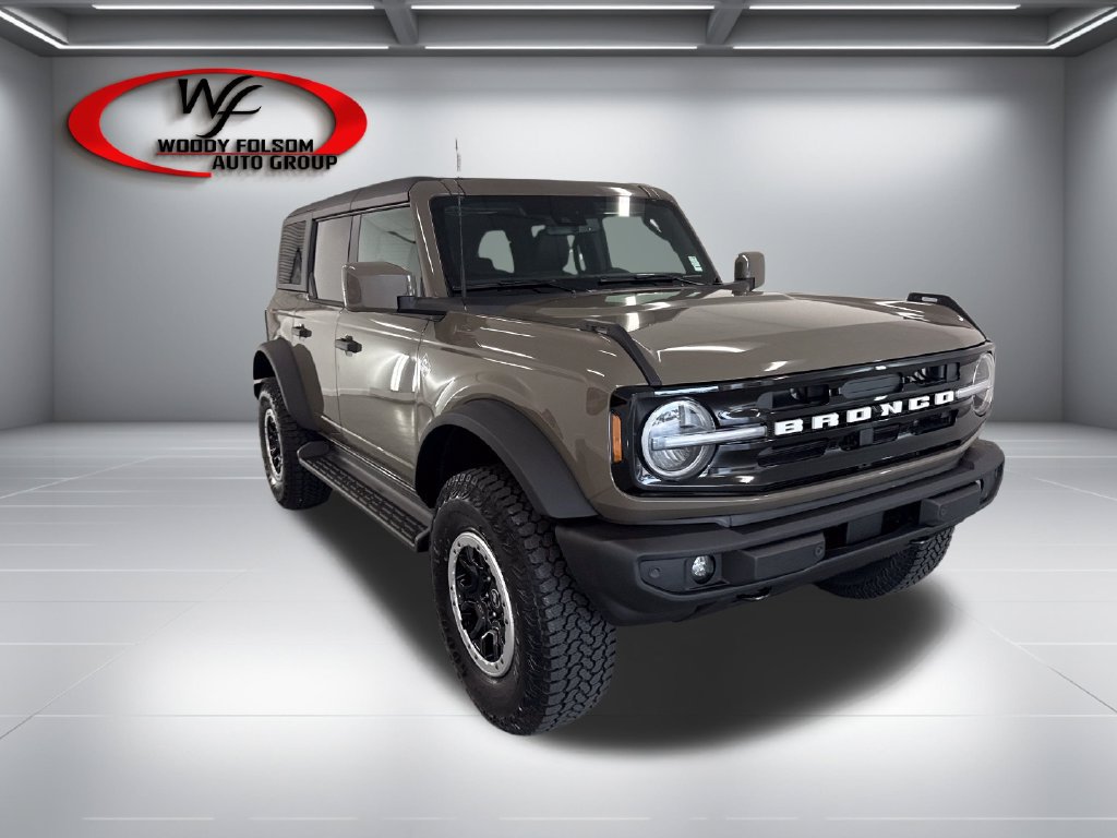 New 2026 Ford Bronco Outer Banks w/ Sasquatch Package AWD/4WD image 3
