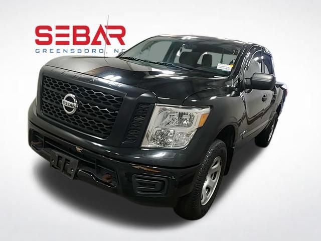 Used 2018 Nissan Titan 4x4 Crew Cab