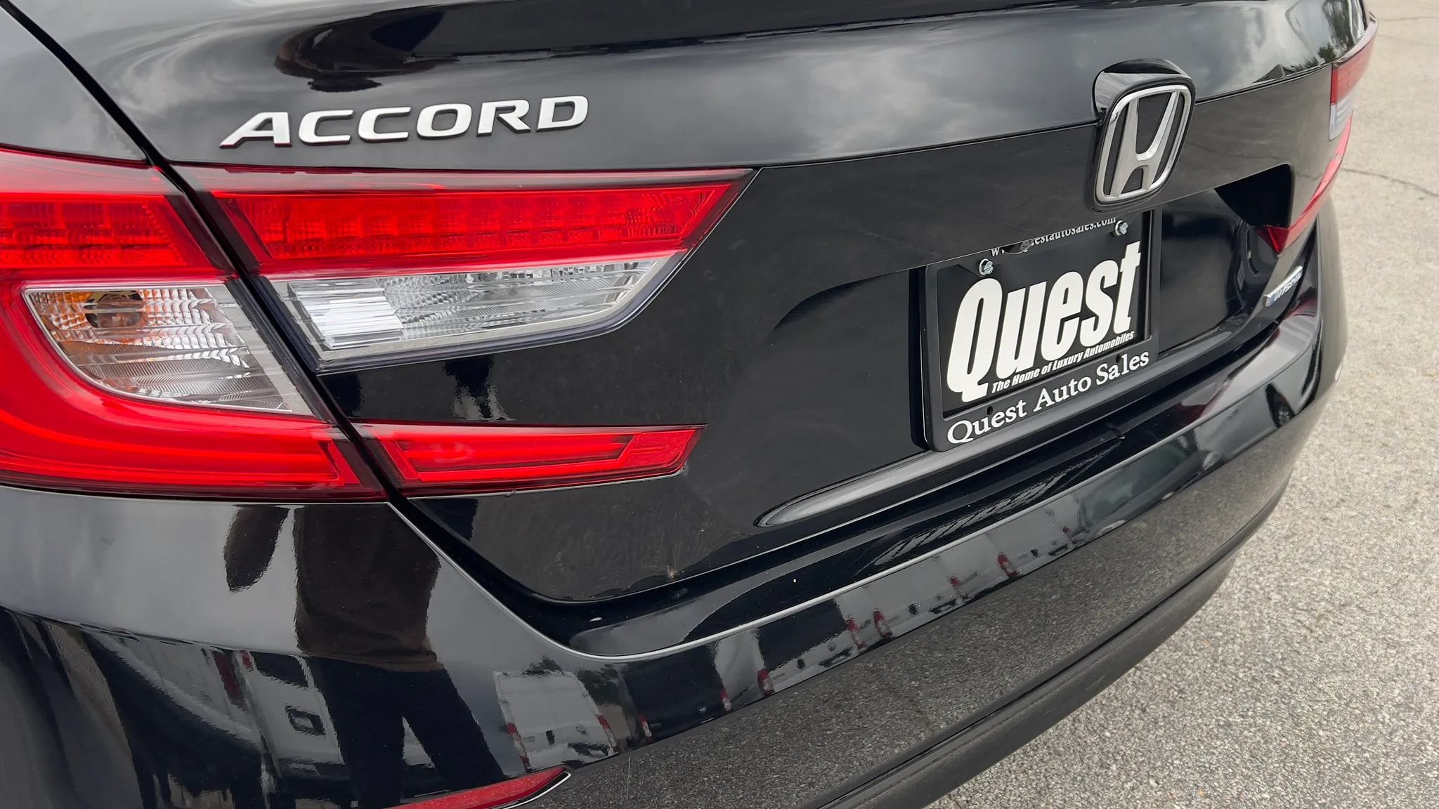 Used 2019 Honda Accord EX-L image 6