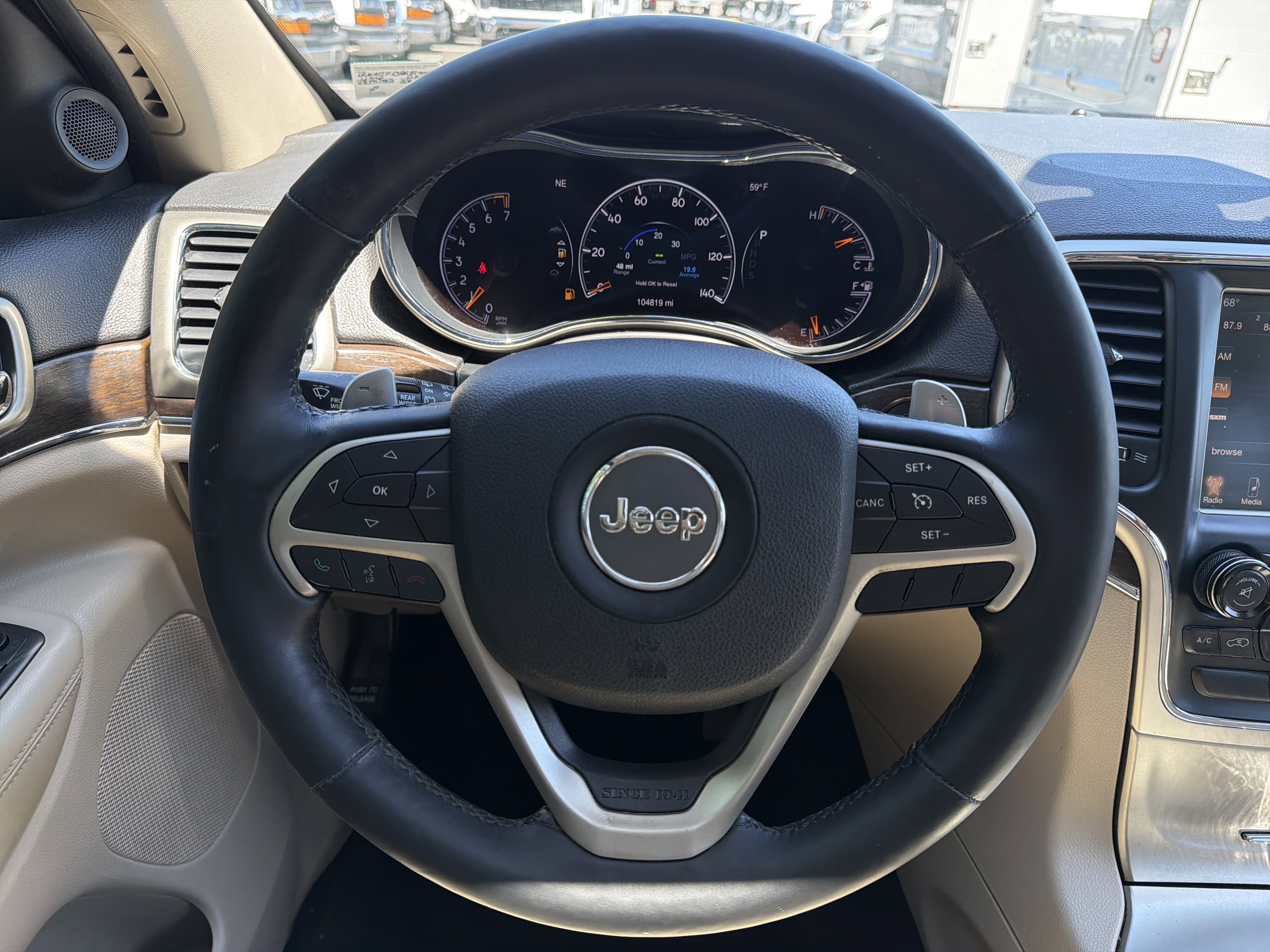 Used 2014 Jeep Grand Cherokee Limited AWD/4WD image 18