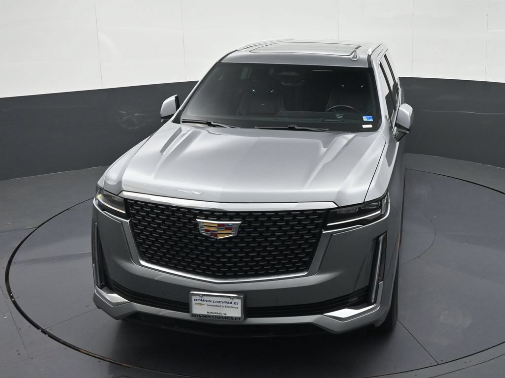 Used 2024 Cadillac Escalade ESV Premium Luxury AWD/4WD image 38