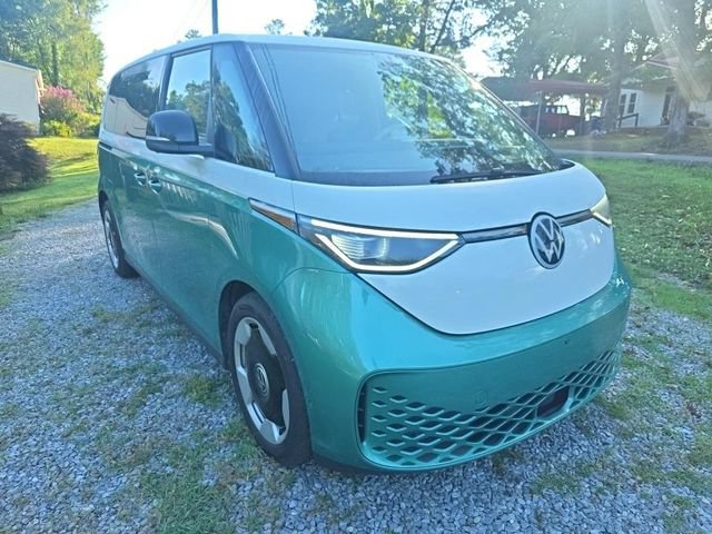 Used 2025 Volkswagen ID. Buzz Pro S Plus RWD image 5