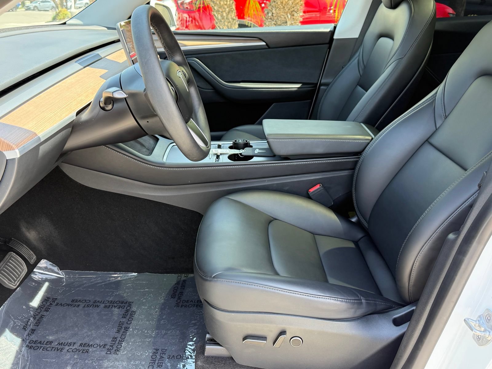 Used 2024 Tesla Model Y Long Range AWD/4WD image 21
