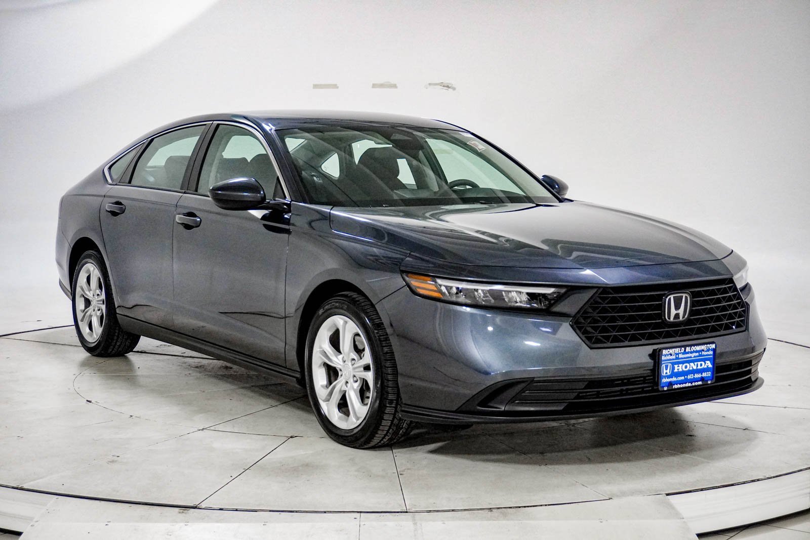 Used 2023 Honda Accord LX image 13