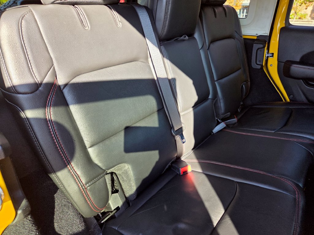 Used 2019 Jeep Wrangler Unlimited Rubicon AWD/4WD image 29