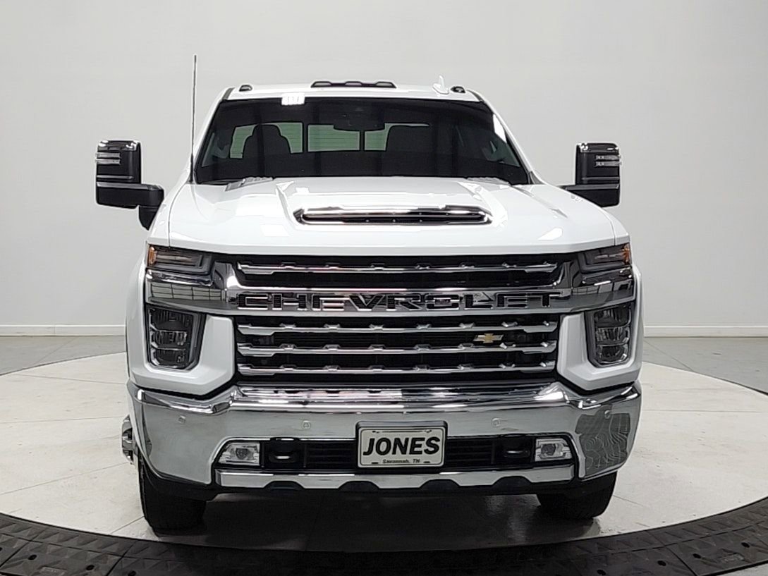 Used 2023 Chevrolet Silverado 3500 LTZ w/ LTZ Convenience Package AWD/4WD image 2