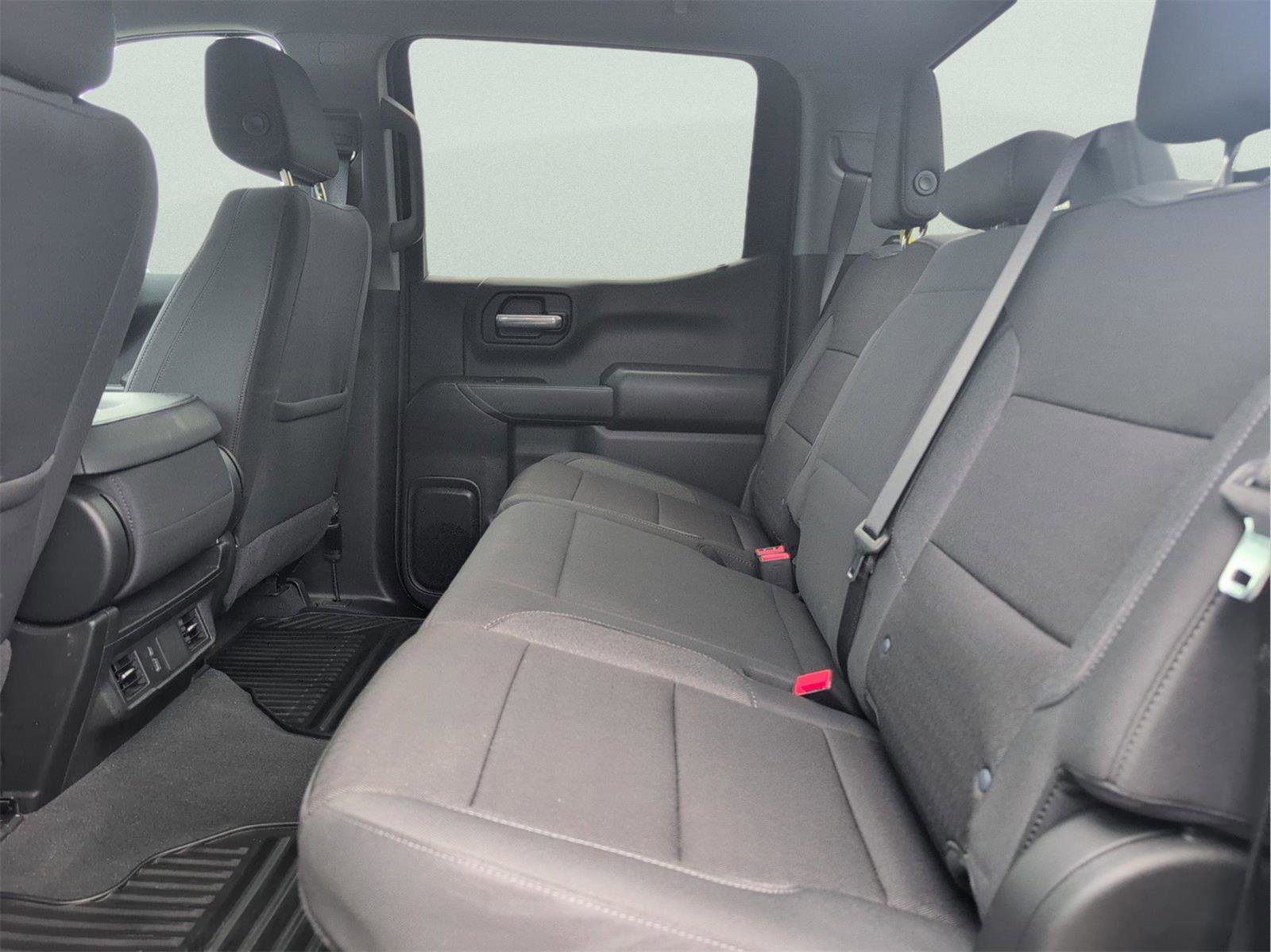 Certified 2025 Chevrolet Silverado 1500 Custom w/ LPO, Dark Essentials Package image 29