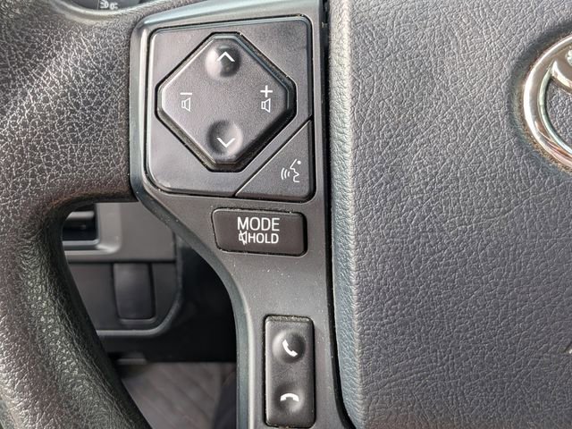 Used 2017 Toyota Tacoma SR image 22