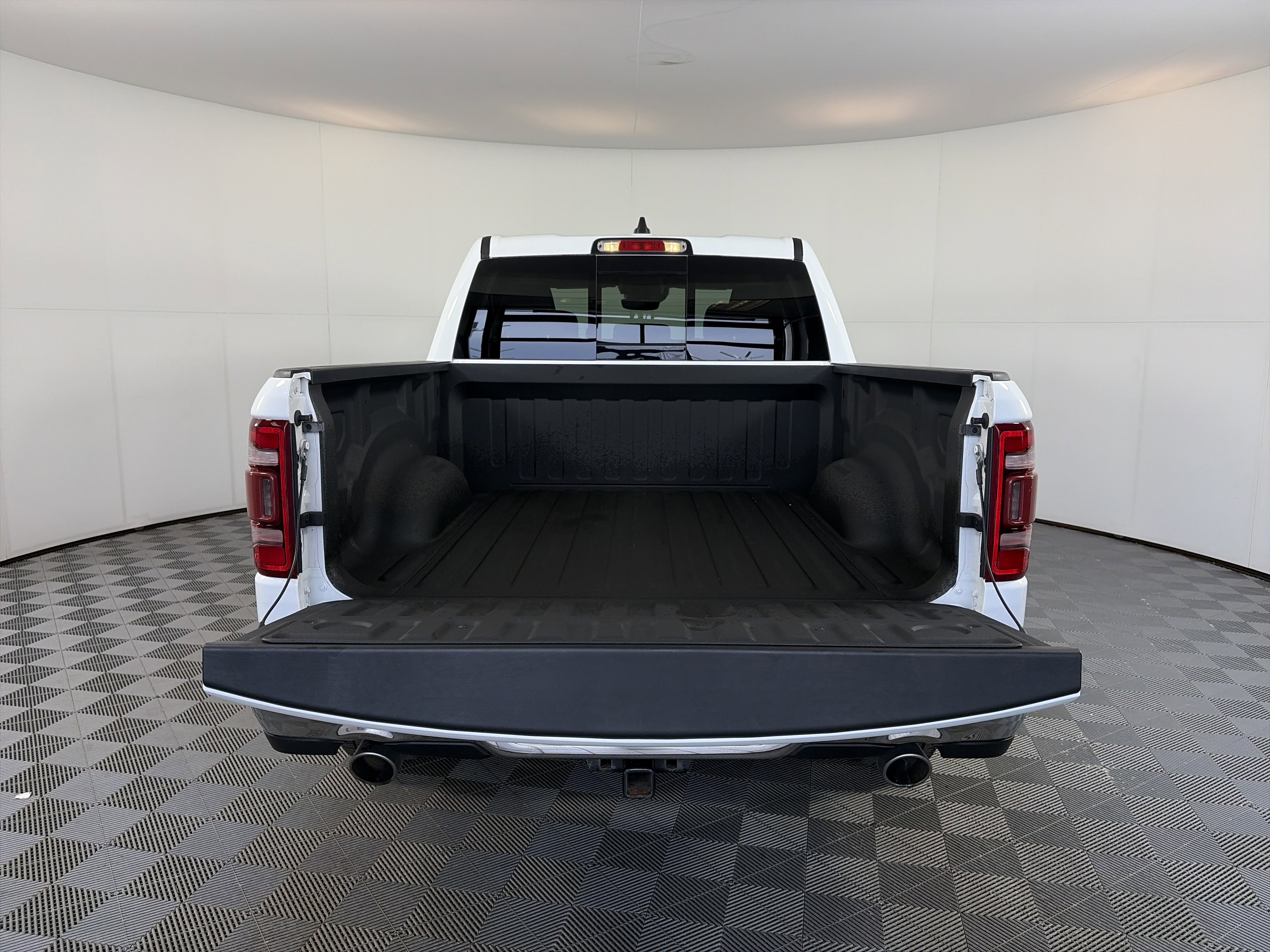 Used 2022 RAM 1500 Laramie image 14