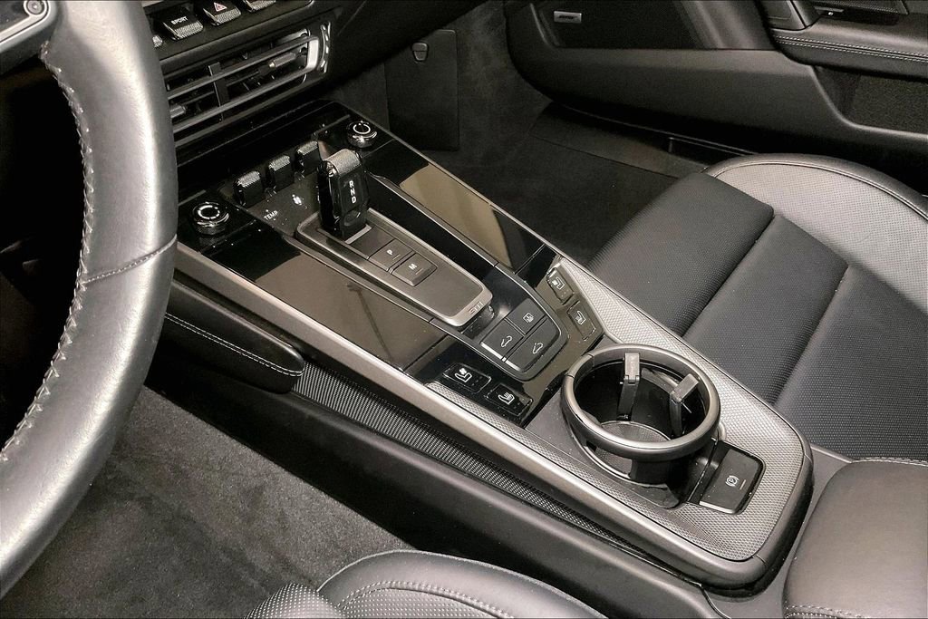 Used 2024 Porsche 911 Carrera 4S w/ Premium Package image 12