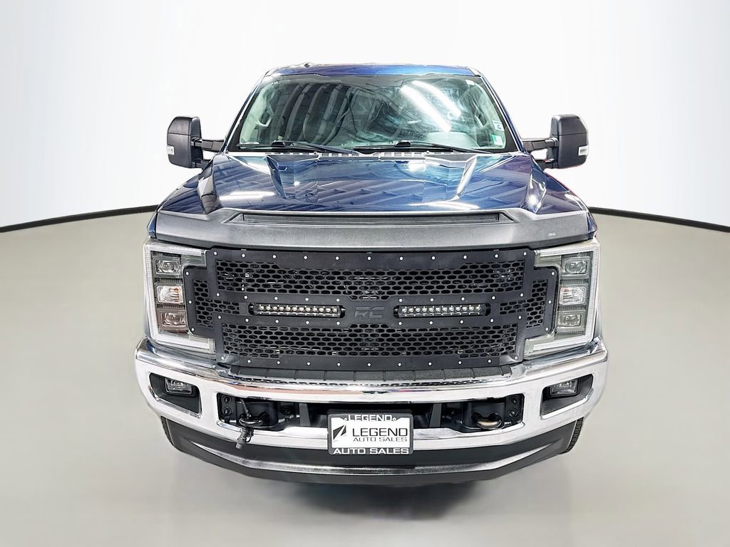 Used 2019 Ford F250 XLT w/ XLT Value Package image 2