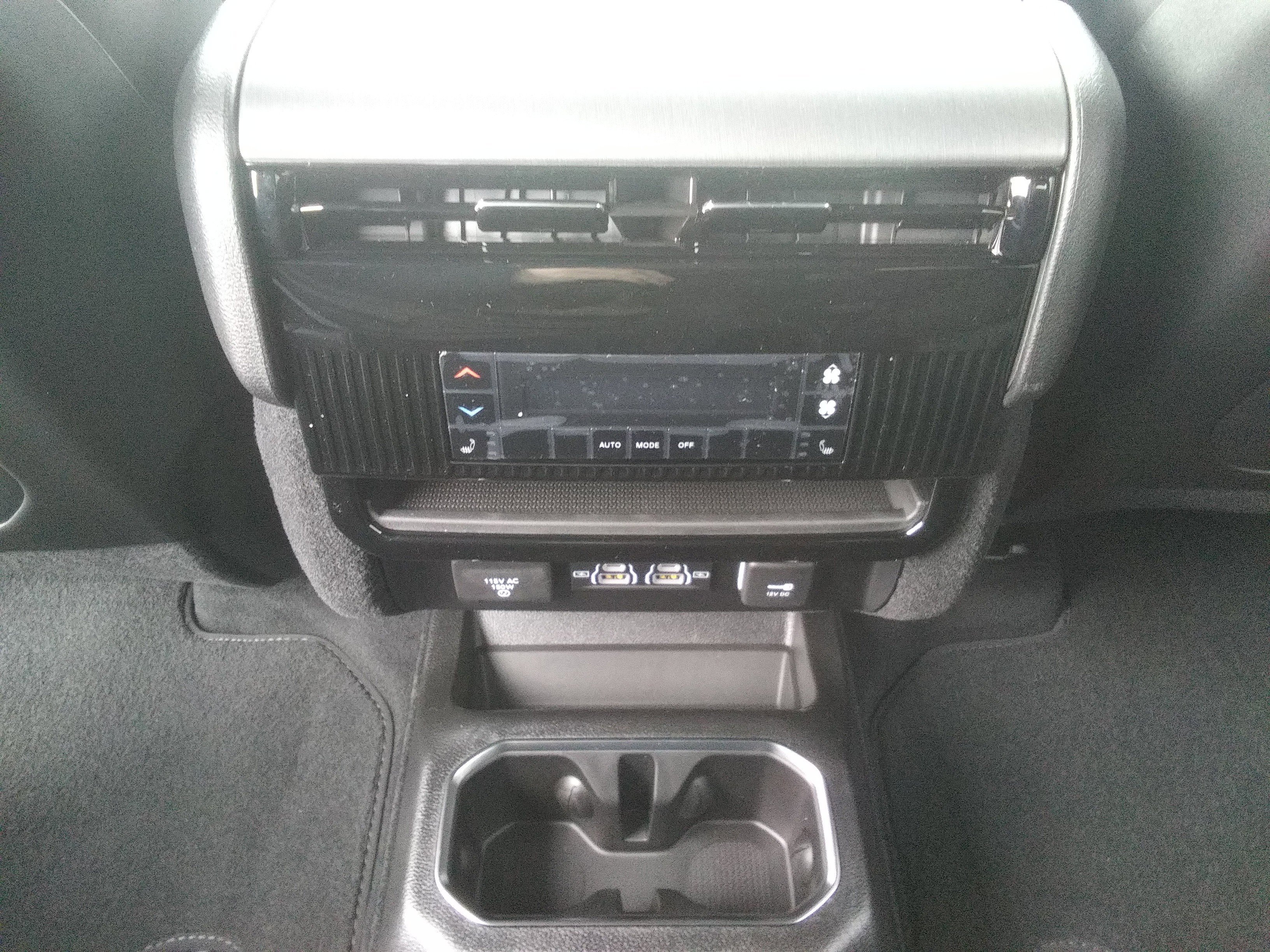 New 2026 Jeep Grand Wagoneer L Limited image 12