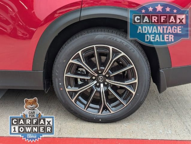 Used 2025 MAZDA CX-70 Plug-In Hybrid w/ Premium Pkg image 4