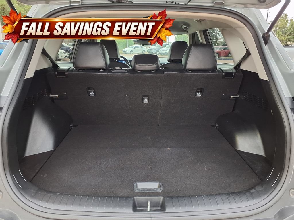 Used 2024 Kia Seltos EX FWD image 12