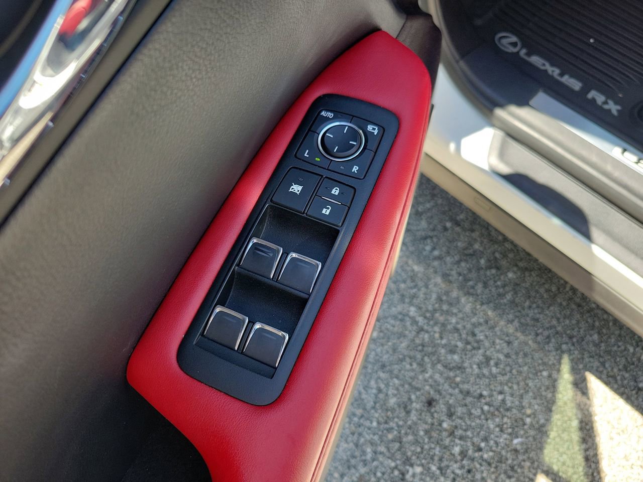 Used 2022 Lexus RX 350 F Sport w/ Accessory Package image 15