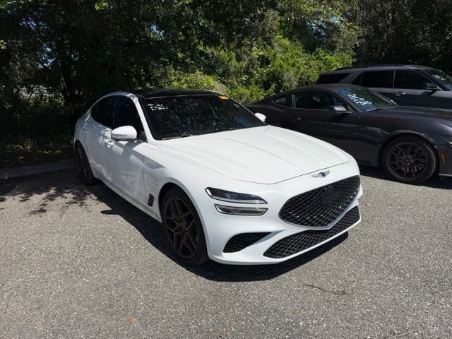 Used 2022 Genesis G70 3.3T RWD image 2
