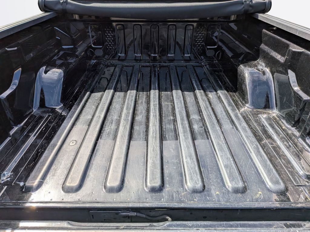 Used 2022 Jeep Gladiator Overland w/ LED Lighting Group image 5