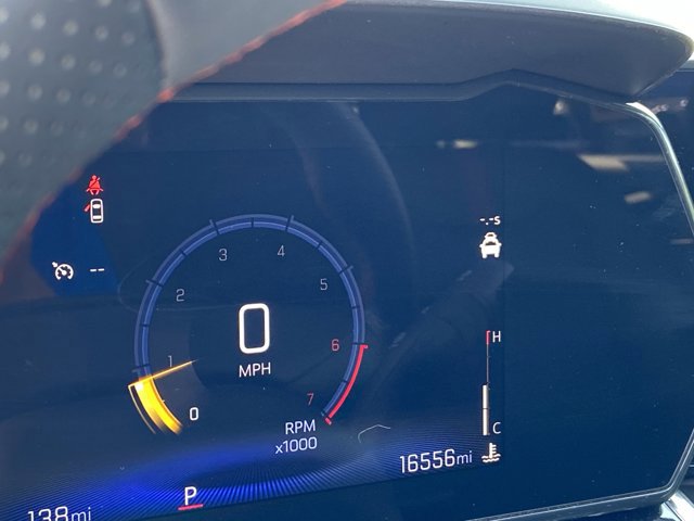 Used 2025 Chevrolet Trax RS image 26