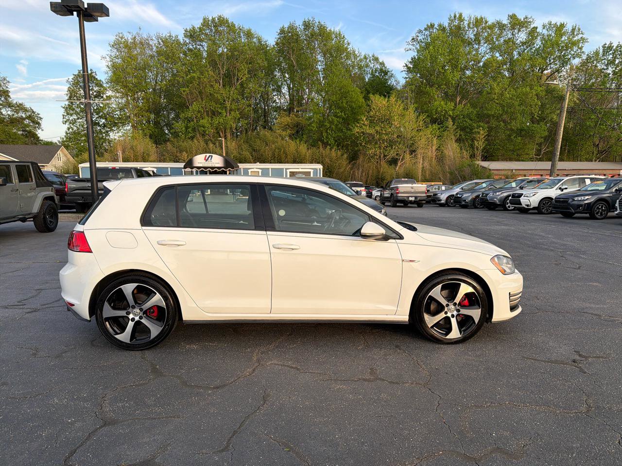Used 2016 Volkswagen GTI S image 7