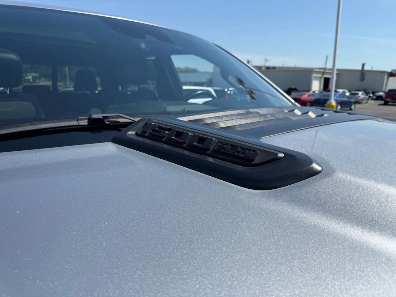 Used 2020 RAM 1500 Laramie AWD/4WD image 29