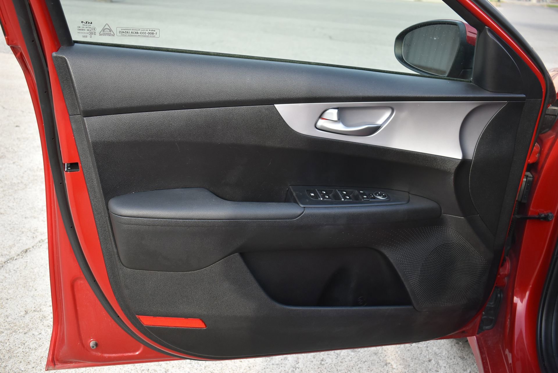 Used 2024 Kia Forte LXS image 12