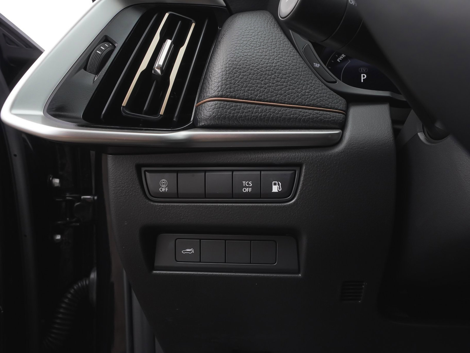 Used 2024 MAZDA CX-90 Plug-In Hybrid w/ Preferred image 16