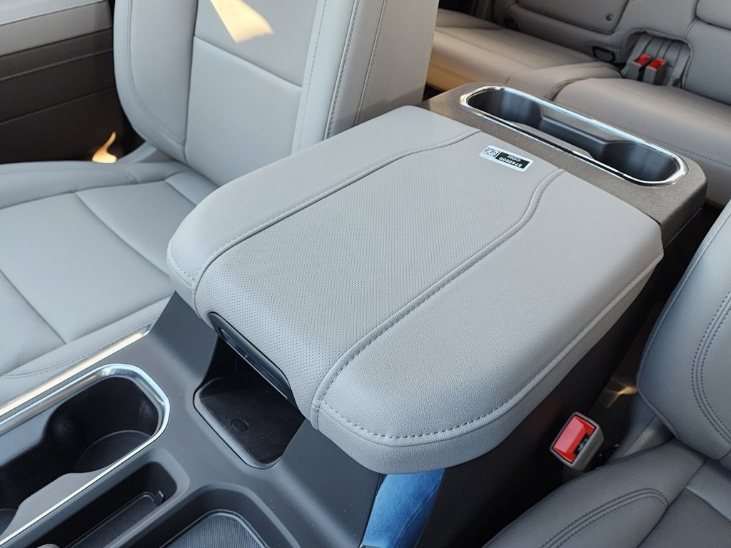 New 2026 GMC Sierra 1500 SLT w/ SLT Premium Plus Package image 31