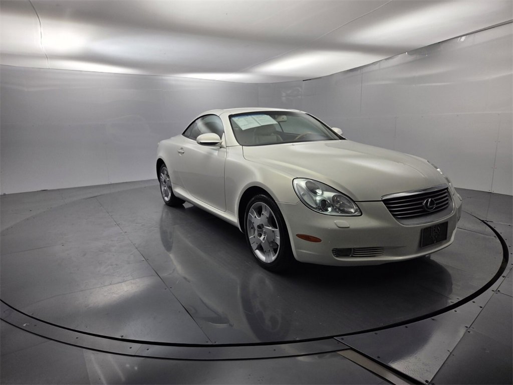 Used 2005 Lexus SC 430 Convertible image 3