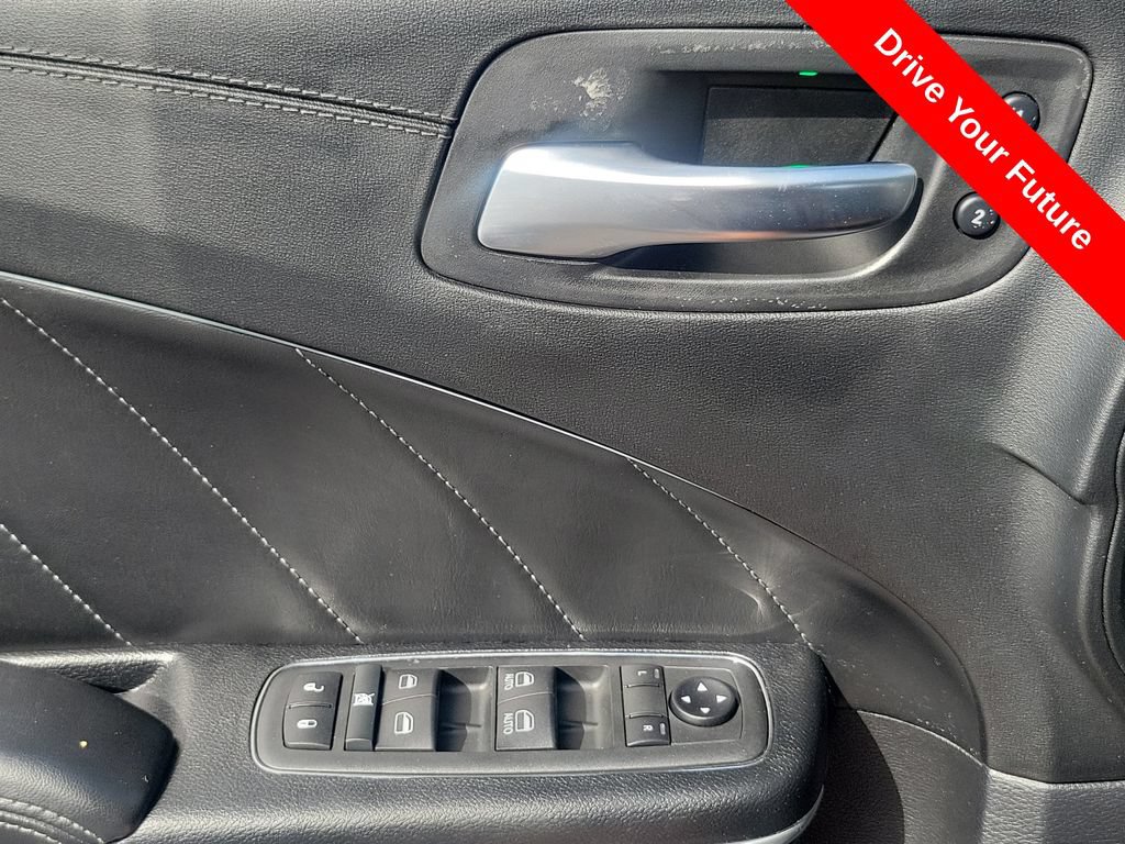 Used 2020 Dodge Charger Scat Pack w/ Plus Group RWD image 18