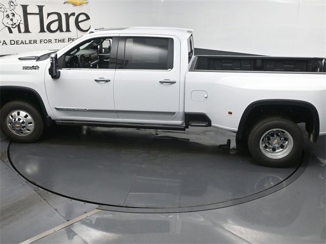 New 2026 Chevrolet Silverado 3500 High Country w/ High Country Premium Package image 20