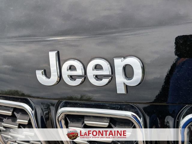 Used 2024 Jeep Compass Limited w/ Sun and Sound Group AWD/4WD image 9