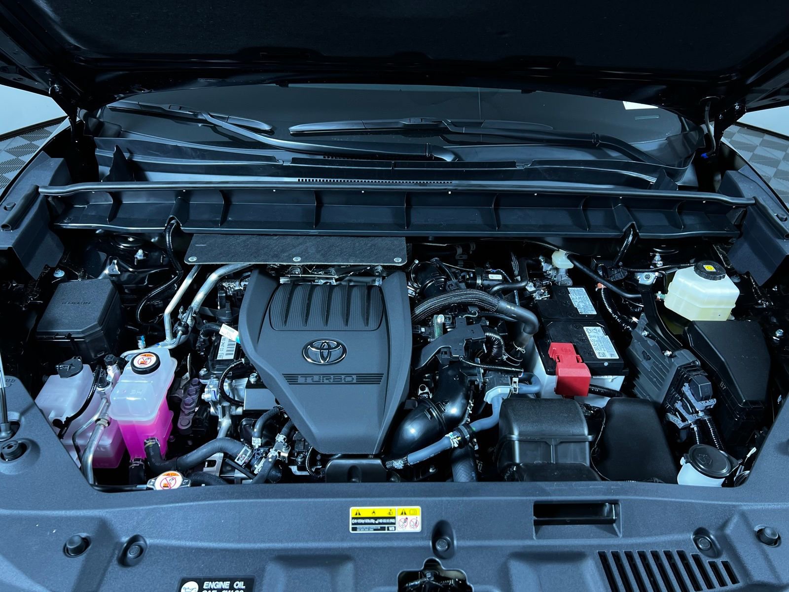 Certified 2026 Toyota Highlander Limited image 9