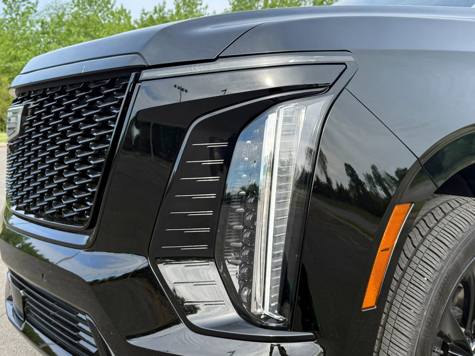 Used 2025 Cadillac Escalade Sport Platinum w/ LPO, ONYX Package image 75