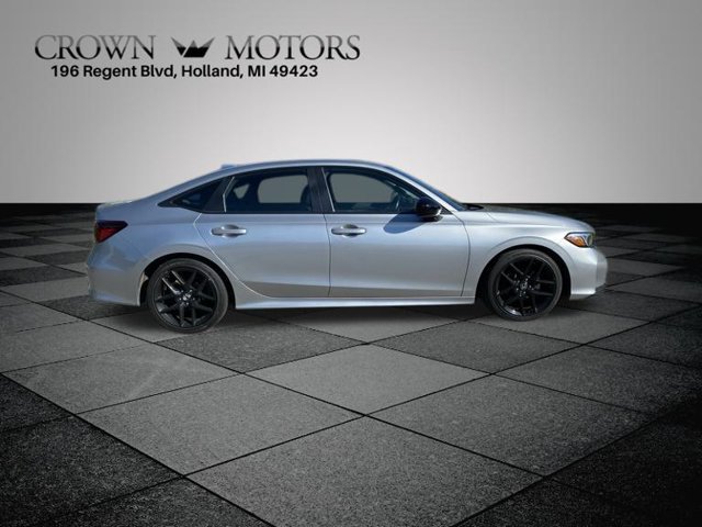 Used 2025 Honda Civic Sport image 10