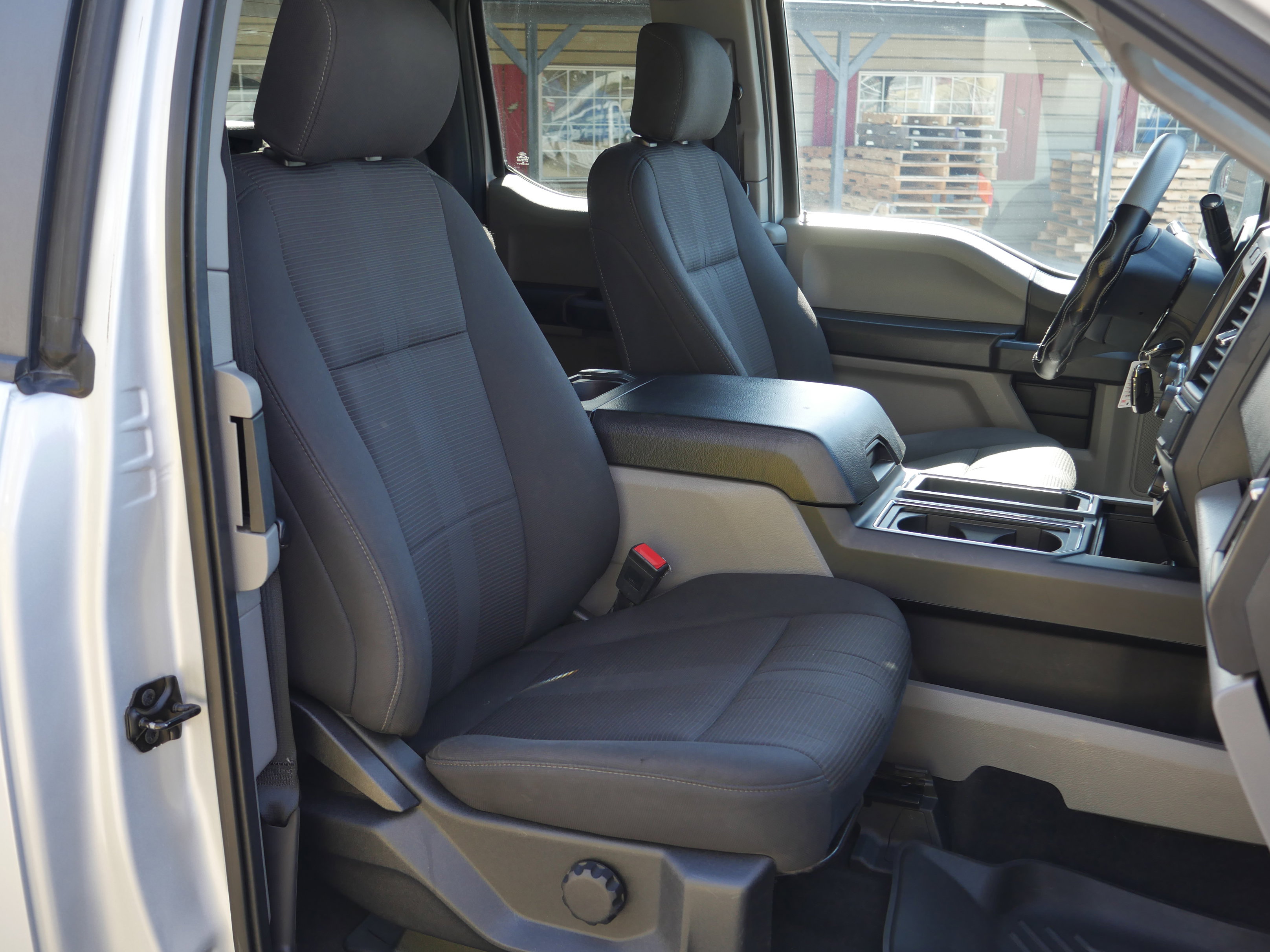 Used 2018 Ford F150 XL w/ Equipment Group 101A Mid AWD/4WD image 26
