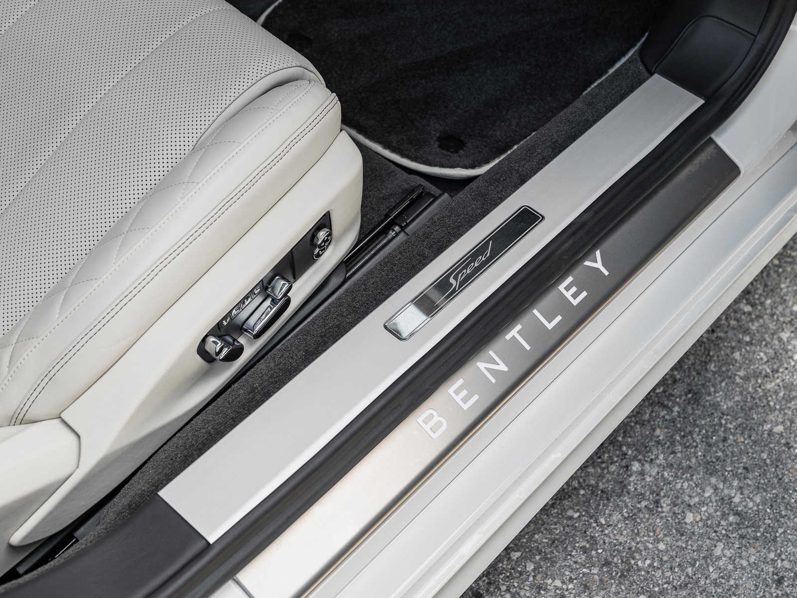 Used 2022 Bentley Continental GT Speed image 39