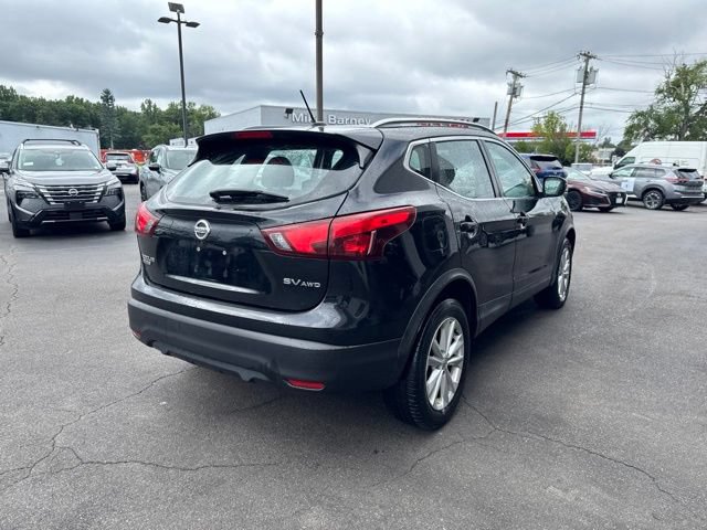 Used 2017 Nissan Rogue Sport SV w/ SV All-Weather Package AWD/4WD image 2
