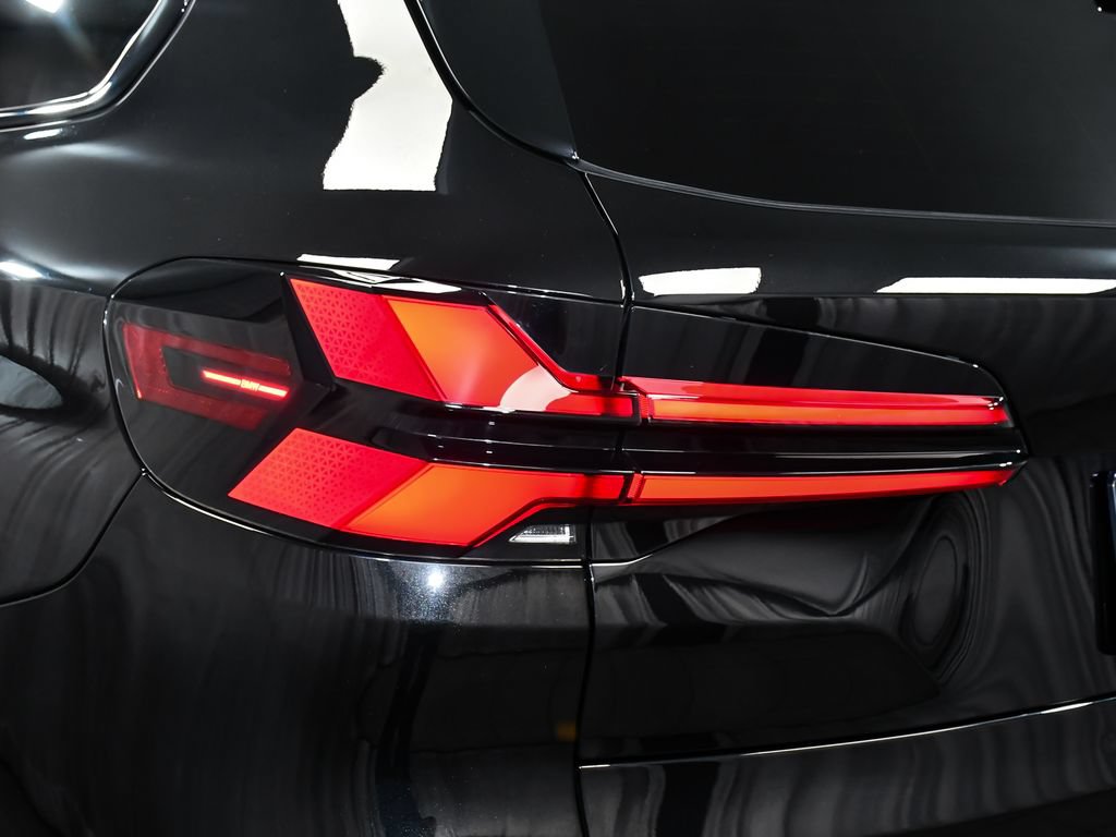 Used 2024 BMW X5 M Competition w/ Premium Package AWD/4WD image 86