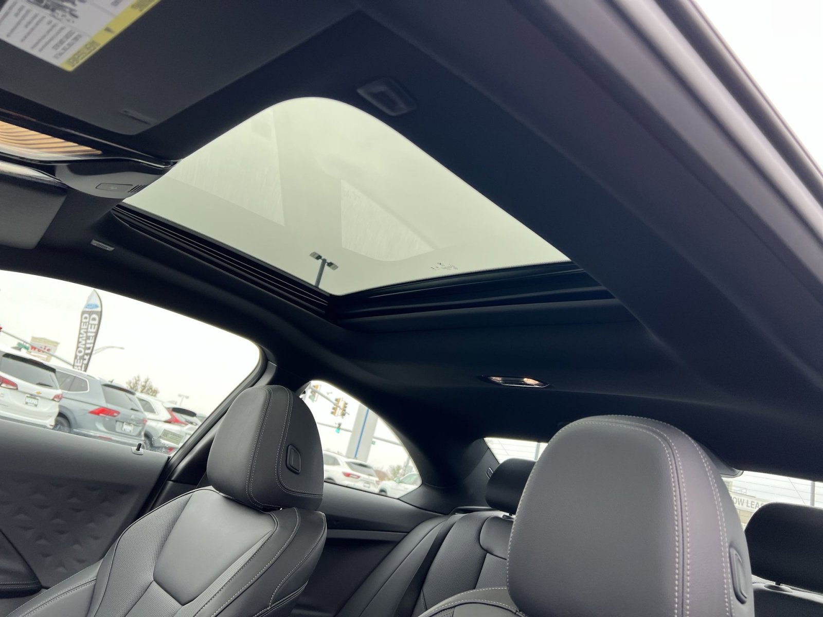 Used 2024 BMW 230i xDrive Coupe w/ Premium Package image 23