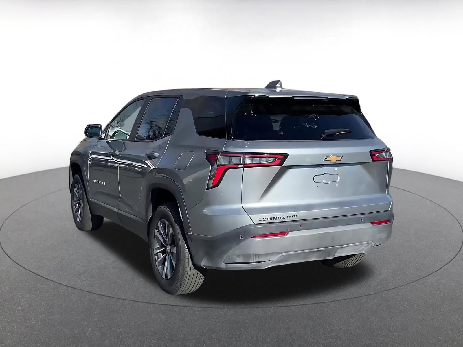 Used 2025 Chevrolet Equinox LT image 11