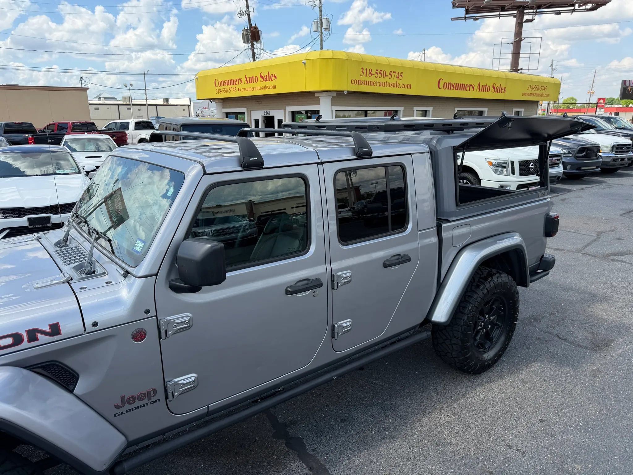 Used 2020 Jeep Gladiator Rubicon image 16