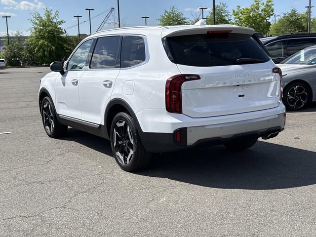Used 2023 Kia Telluride S w/ S Sunroof Package image 4