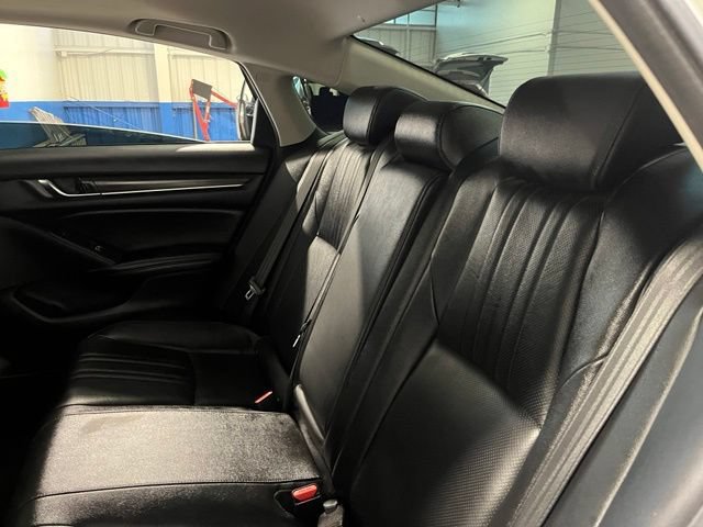 Used 2020 Honda Accord Touring image 19