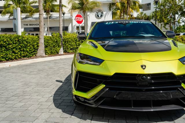 Used 2023 Lamborghini Urus Performante image 6