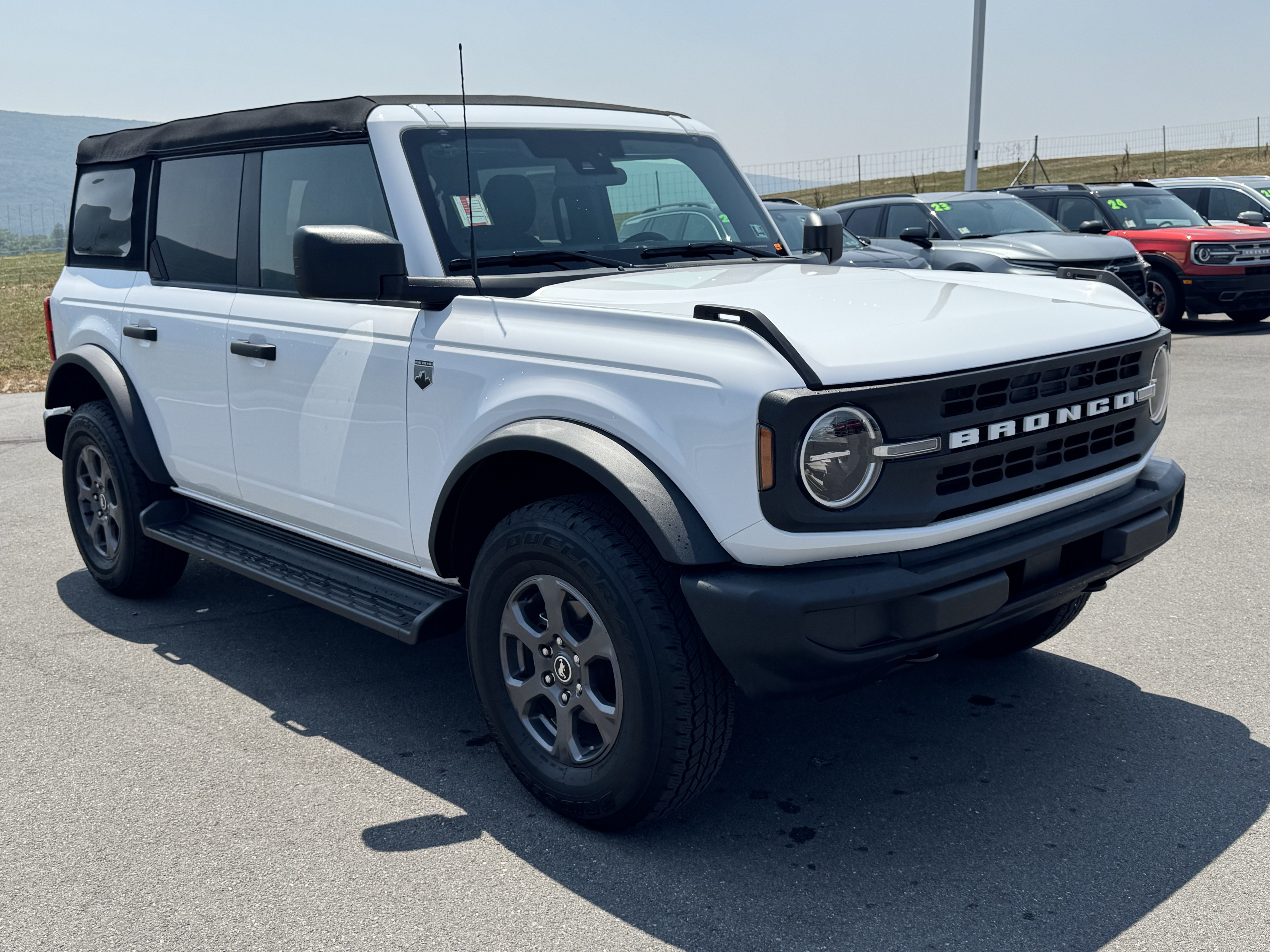 Used 2025 Ford Bronco Big Bend AWD/4WD image 1